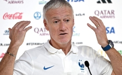 France's coach Didier Deschamps attends a press conference at the Qatar National Convention Center (QNCC) in Doha on November 29, 2022. (Photo by FRANCK FIFE / AFP)