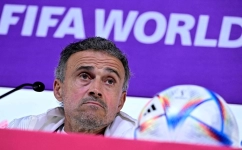 Spain's coach Luis Enrique attends a press conference at the Qatar National Convention Center (QNCC) in Doha on November 26, 2022. (Photo by JAVIER SORIANO / AFP)