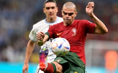Portugal’s Pepe in action against Uruguay: AFP/Patricia De Melo Moreira