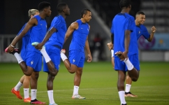 France players take part in a training session ahead of their quarterfinal against England: AFP/Franck Fife
