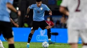 Uruguay left back Mathias Oliveira.