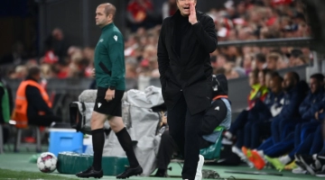 Denmark's coach Kasper Hjulmand reacts from the sidelines during the UEFA Nations League football match between Denmark and France in Copenhagen on September 25, 2022. (Photo by FRANCK FIFE / AFP)