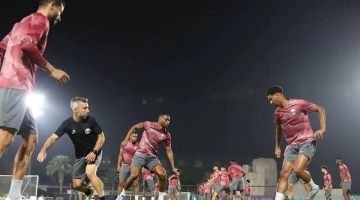 Qatar players train on November 22: QNA
