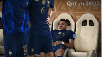 France's Kylian Mbappe reacts after losing in the penalty shoot-out of the Qatar 2022 World Cup final against Argentina at Lusail Stadium in Lusail, north of Doha on December 18, 2022. (Photo by FRANCK FIFE / AFP)