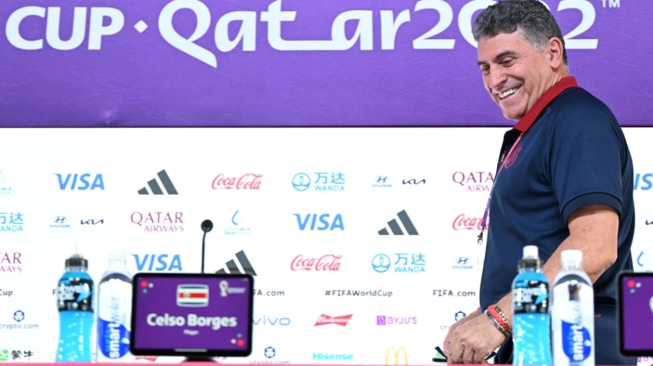 Costa Rica's Colombian coach Luis Suarez attends a press conference at the Qatar National Convention Center (QNCC) in Doha on November 30, 2022. (Photo by Raul ARBOLEDA / AFP)