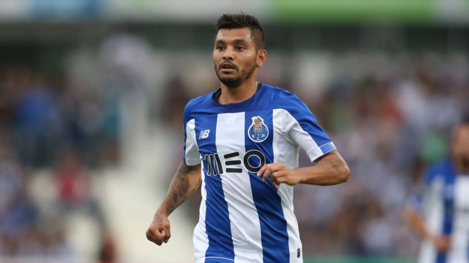 Corona underwent surgery after fracturing his left ankle while training with Sevilla in August.