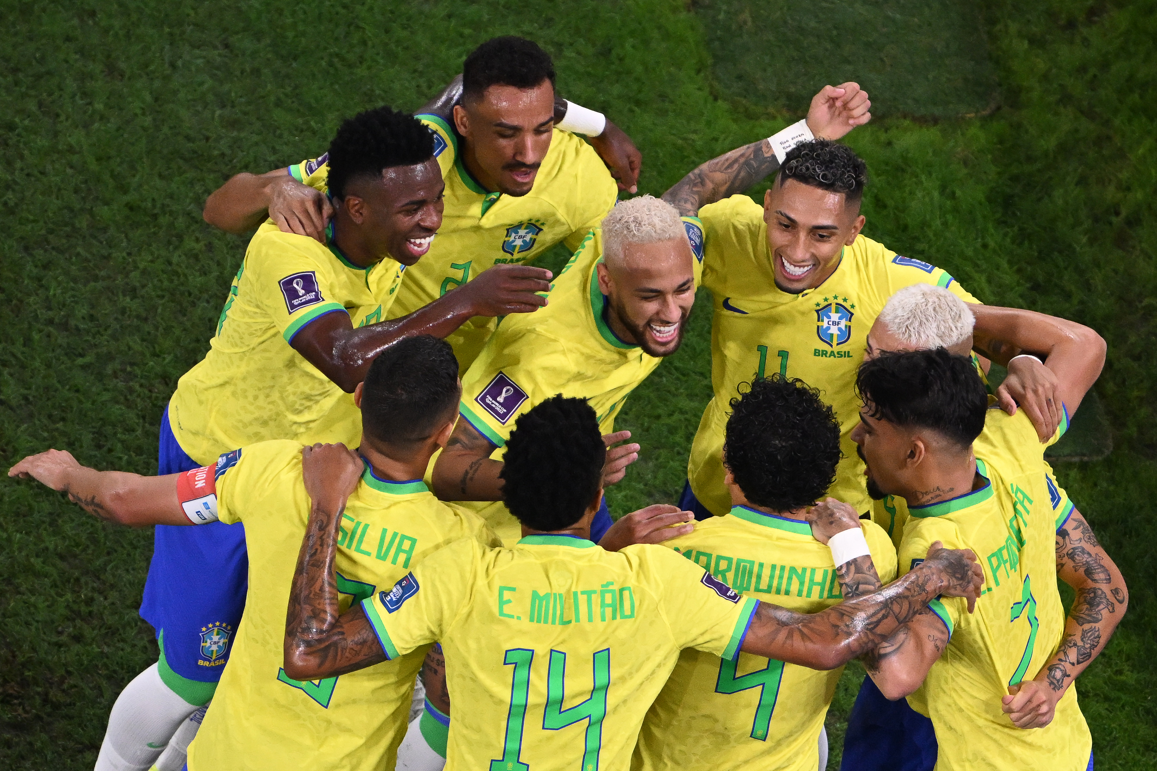 Brazil dedicates World Cup win to ailing football legend Pele