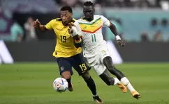 جانب من مباراة السنغال والإكوادور