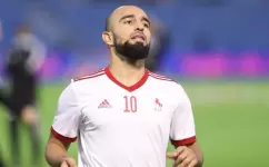 لاعب المنتخب التونسي نعيم السليتي