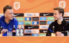 فرينكي دي يونج ولويس فان جال