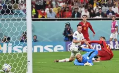 جانب من مباراة كوستاريكا وإسبانيا