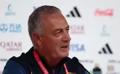 غوستافو ألفارو المدير الفني لمنتخب الإكوادور