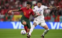 جانب من مباراة البرتغال وأوروغواي