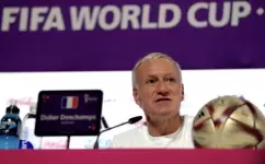 المدير الفني لمنتخب فرنسا ديديه ديشامب