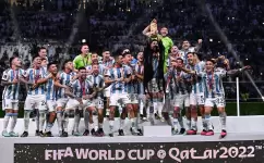 لحظة تتويج الأرجنتين بكأس العالم 2022