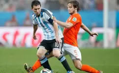 مباراة سابقة بين الأرجنتين وهولندا