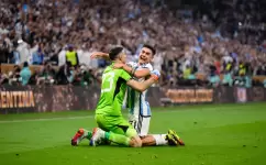 ديبالا و مارتينيز