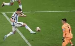 جوليان ألفاريز