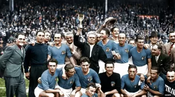 منتخب إيطاليا المتوج بلقب كأس العالم 1938