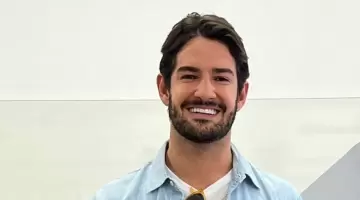 الكساندر باتو