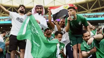 جانب من حضور الجماهير في ملعب لوسيل