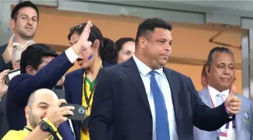 أسطورة الكرة البرازيلية رونالدو