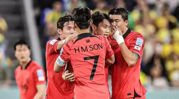 لاعبو كوريا الجنوبية