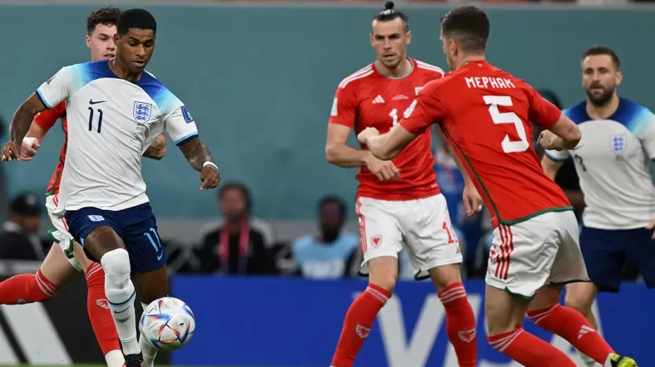 جانب من مباراة إنجلترا وويلز