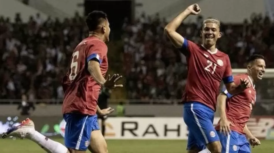 جانب من مباراة كوستاريكا ونيجيريا