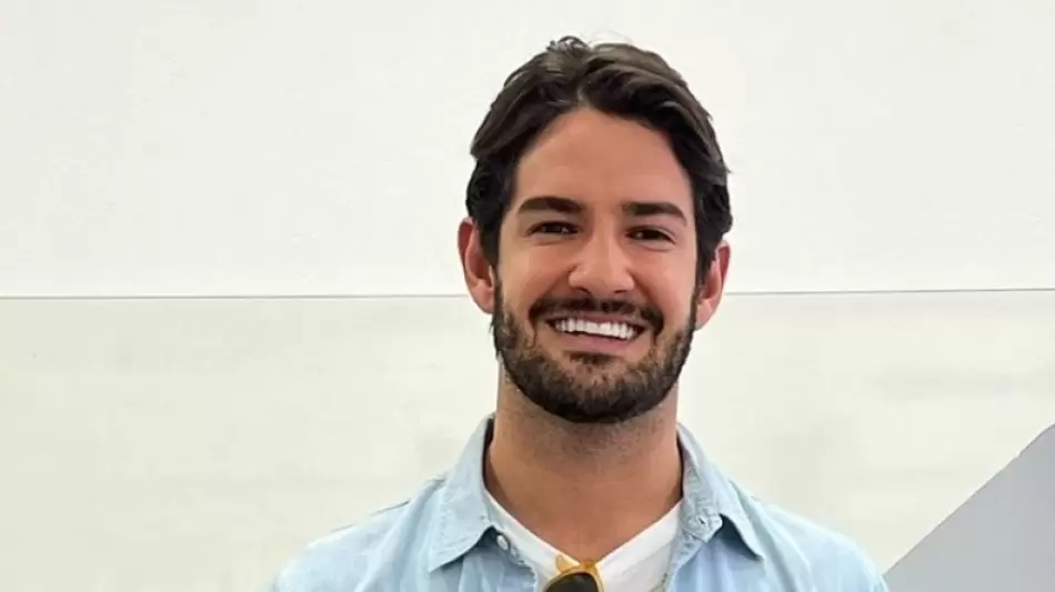 الكساندر باتو