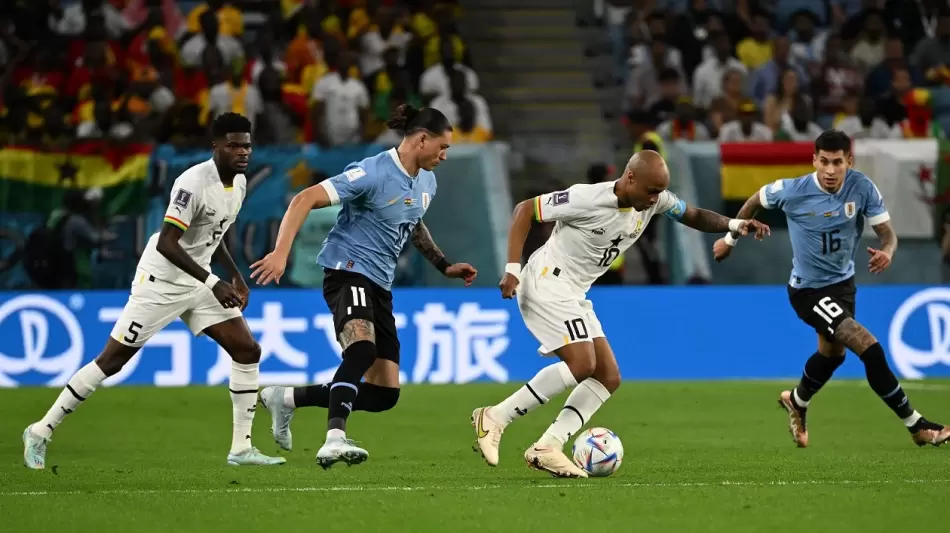 جانب من مباراة غانا وأوروغواي