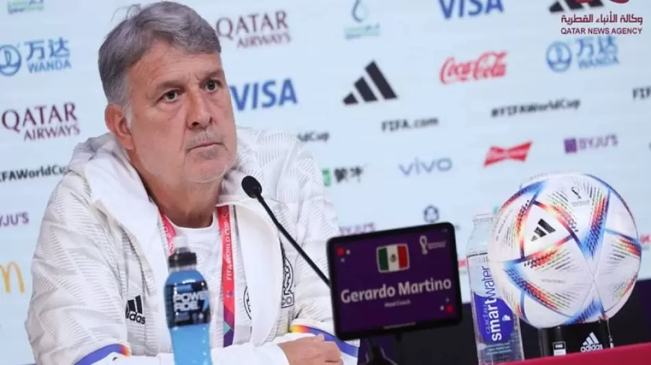 خيراردو مارتينو مدرب المنتخب المكسيكي