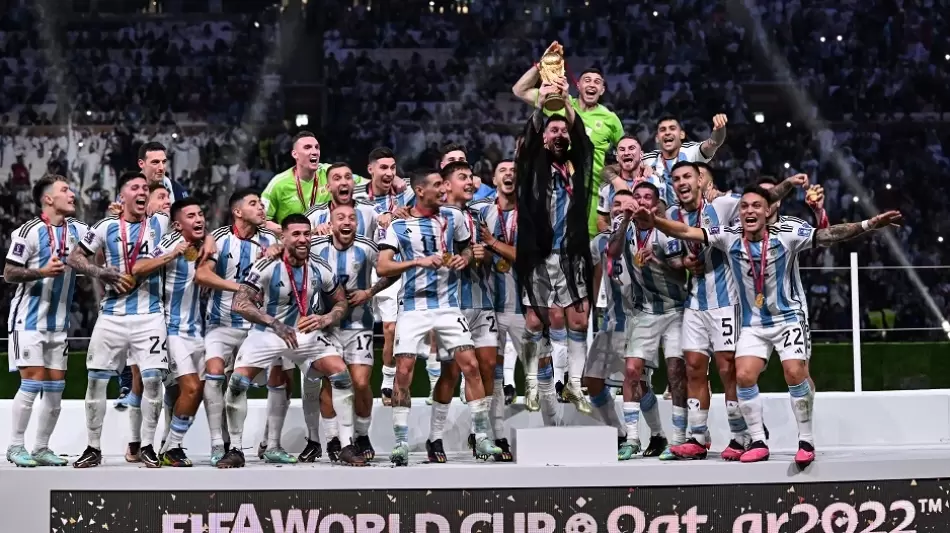 لحظة تتويج الأرجنتين بكأس العالم 2022
