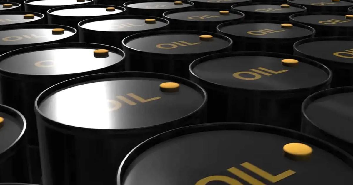 Oil gains over 1% early trades