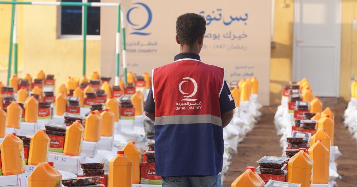 قطر الخيرية تباشر تنفيذ مشروع إفطار صائم في 42 دولة