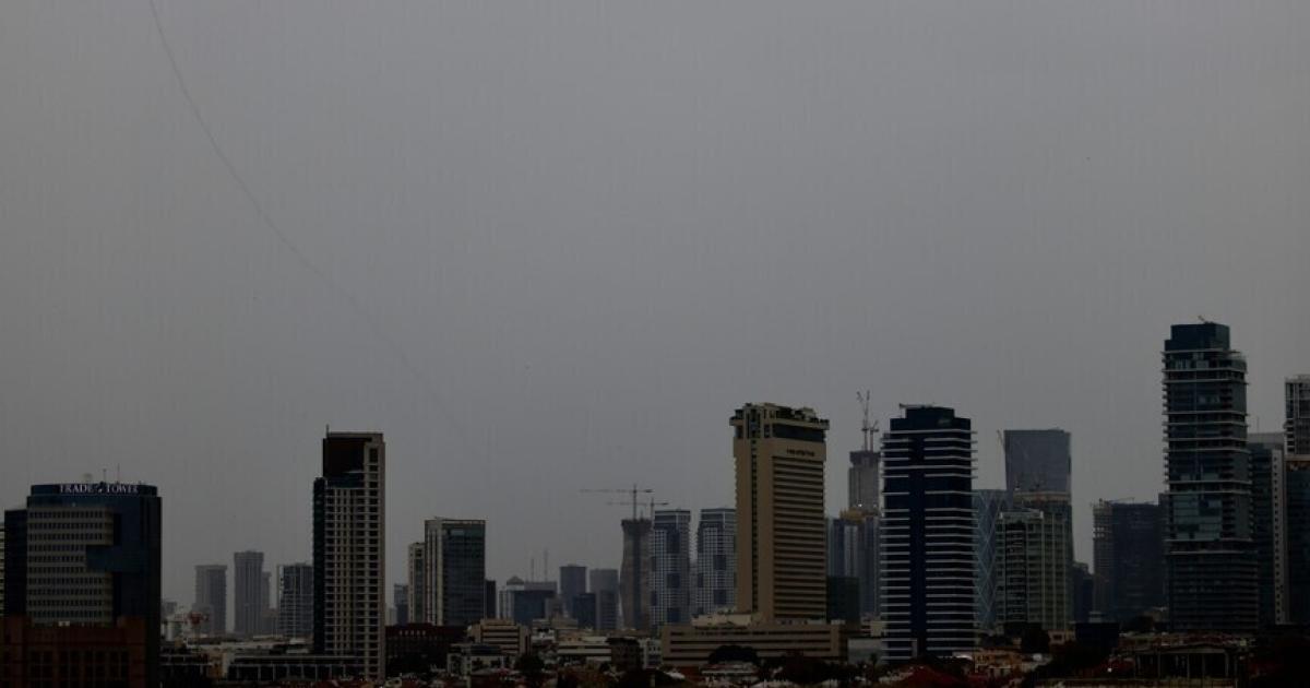Hezbollah launches 5 rockets at northern Israel