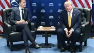 الرئيس الأمريكي في لقائه مع أمين عام الناتو