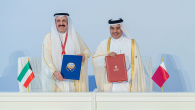 جانب من توقيع الاتفاقية