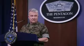 قائد القيادة الوسطى الأميركية الجنرال كينيث ماكينزي