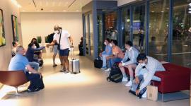 جانب من وصول الفريق إلى الدوحة