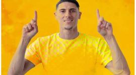 اللاعب الجزائري مهدي تاهرات