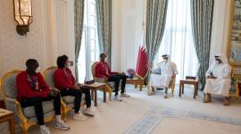 سمو الأمير المفدى مستقبلا ابطال فريق الأدعم الأولمبي