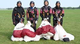 المنتخب القطري للقفز المظلي