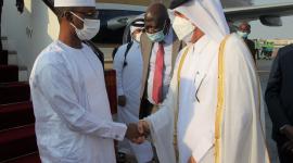 وزير الدولة للشؤون الخارجية خلال استقباله رئيس المجلس العسكري التشادي