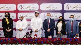 جانب من توقيع عقد الرعاية