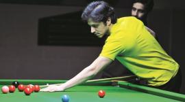 أحمد سيف لاعب السنوكر