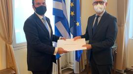 جانب من تسلّم أوراق الاعتماد