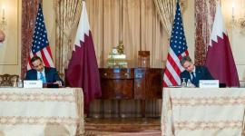 جانب من توقيع الاتفاقات