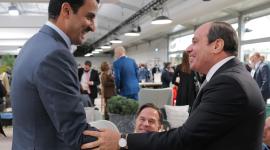 سمو الأمير خلال لقائه مع الرئيس المصري