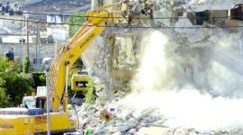 استمرار عمليات هدم المنازل